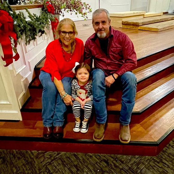 Meet your Posher, Terri - Picture 1 of 4